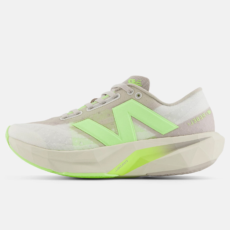 SEPATU LARI NEW BALANCE Wmns FuelCell Rebel v4