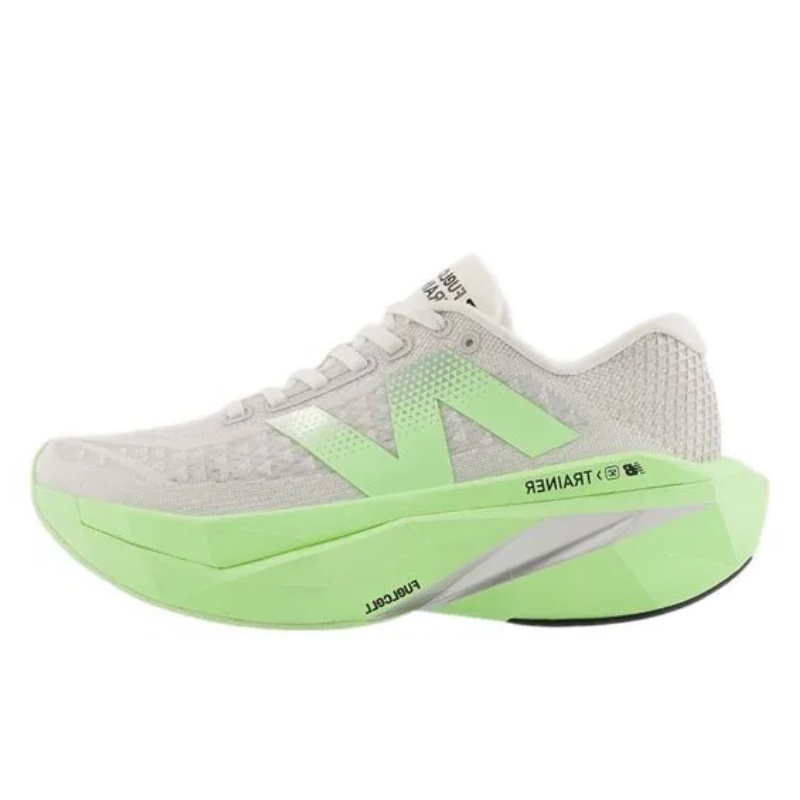 SEPATU LARI NEW BALANCE  Wmns SC TRAINER